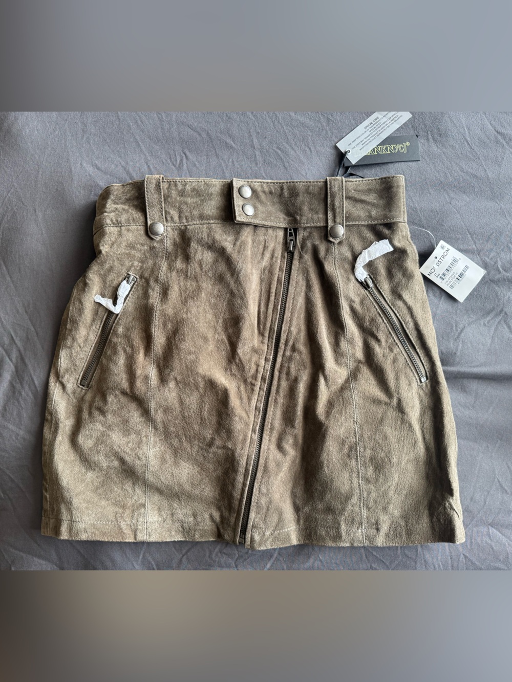 BlankNYC | Suede mini skirt - run for it | size 27